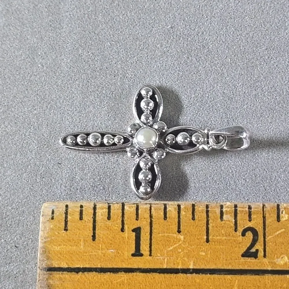 Vintage Silpada Sterling Pearl Cross Pendant Retired S0971 - Picture 5 of 5